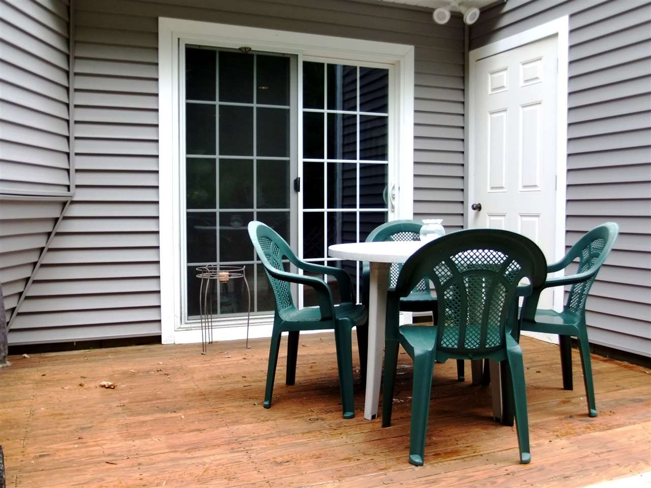 15810 Riverside Townhouses Road, Unit 10 Manchester Center, VT 05255 - Photo 7 of 11 Gallery Image 7