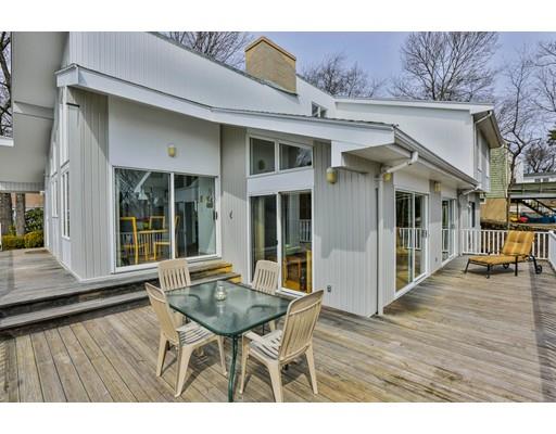 32 Newcomb Road Stoneham, MA 02180 - Photo 4 of 30 Gallery Image 4