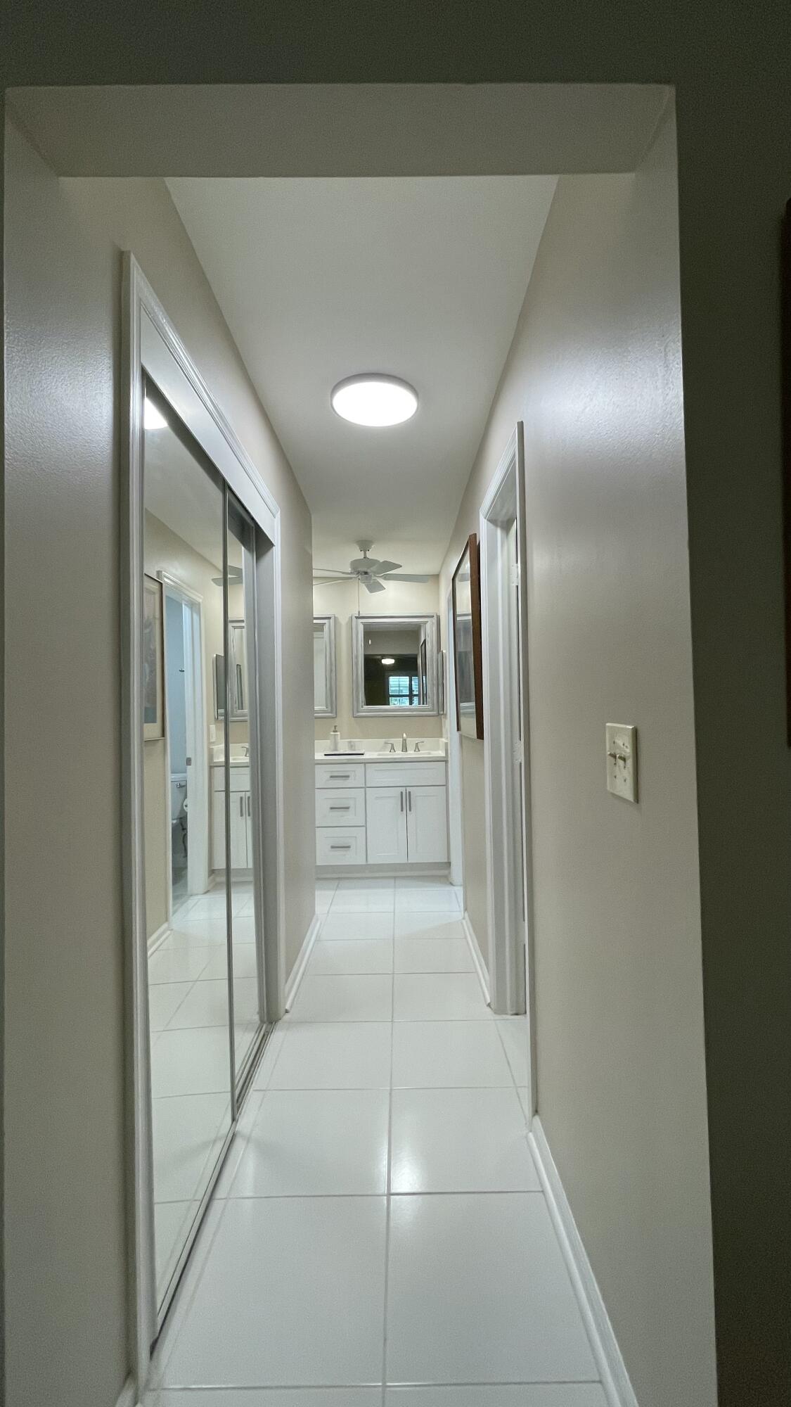 10140 South 44th Drive, Unit 372 Boynton Beach, FL 33436 - Photo 13 of 19 a view of a hallway
