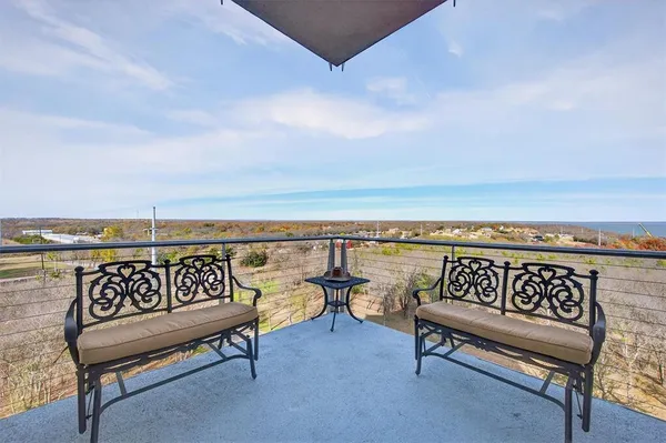 $789,000 | 101 Diamond Pointe Loop, Unit 5N, Denison, TX 75020