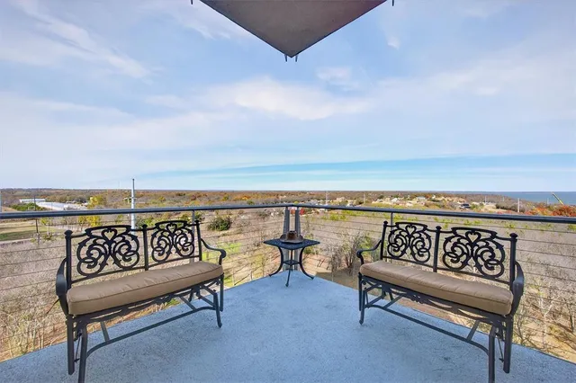 $850,000 | 101 Diamond Pointe Loop, Unit 5N, Denison, TX 75020