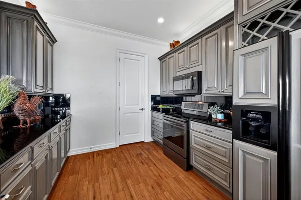$789,000 | 101 Diamond Pointe Loop, Unit 5N, Denison, TX 75020