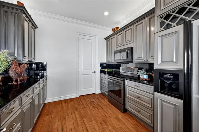 $850,000 | 101 Diamond Pointe Loop, Unit 5N, Denison, TX 75020