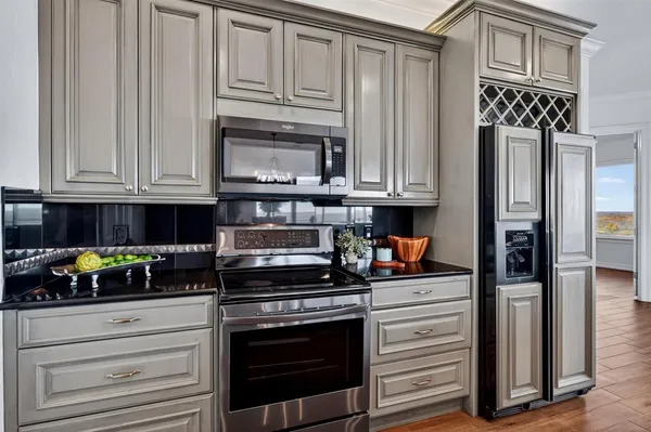 $789,000 | 101 Diamond Pointe Loop, Unit 5N, Denison, TX 75020