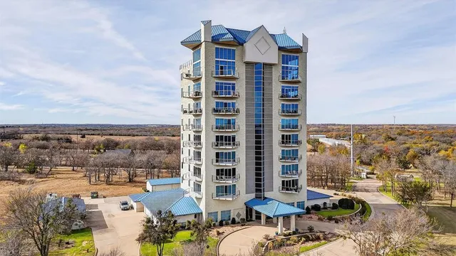 $850,000 | 101 Diamond Pointe Loop, Unit 5N, Denison, TX 75020