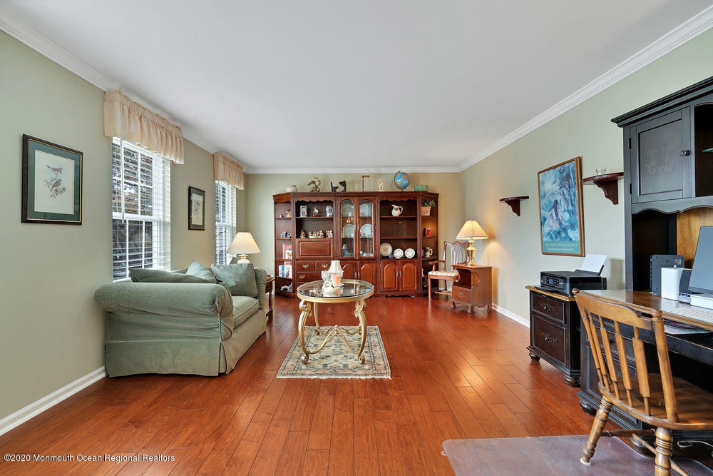 18 Rizzo Court Howell, NJ 07731 - Photo 13 of 55 012_dsc05550