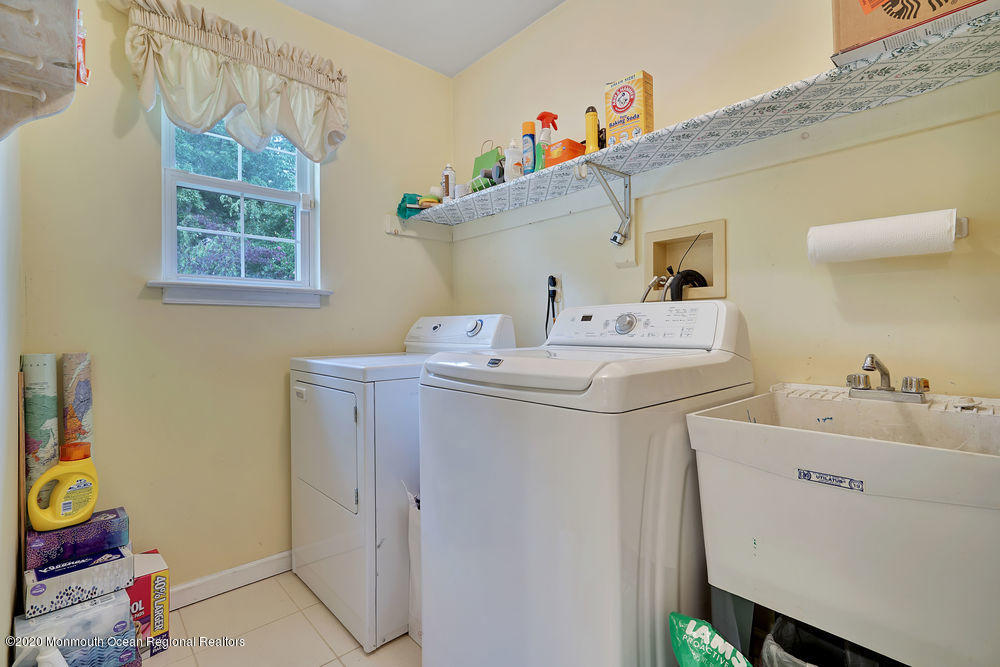 18 Rizzo Court Howell, NJ 07731 - Photo 18 of 55 019_dsc05585