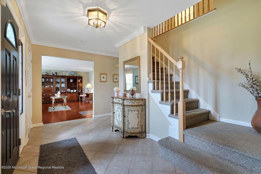18 Rizzo Court Howell, NJ 07731 - Photo 8 of 55 014_dsc05560