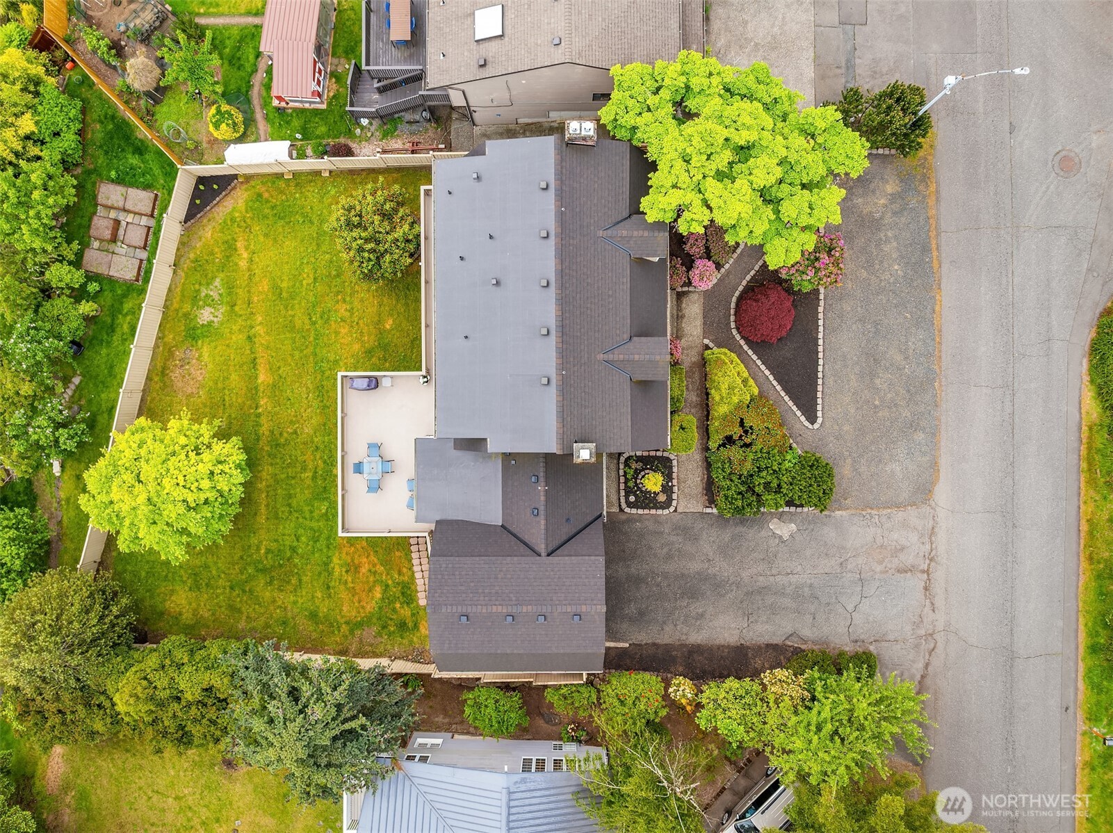 22423 3rd Avenue Southeast Bothell, WA 98021 - Photo 33 of 38