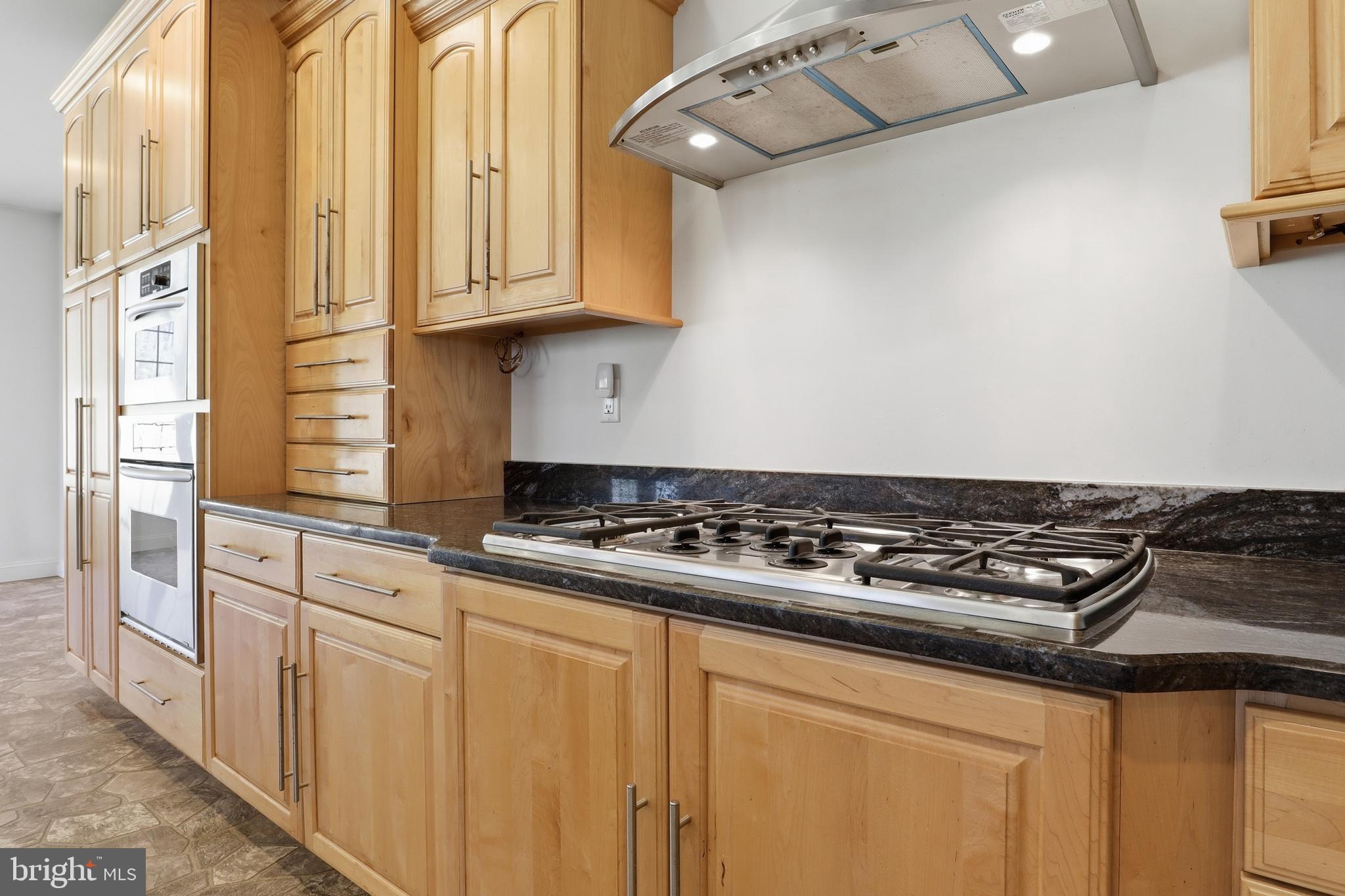 5303 Stambaugh Road Spring Grove, PA 17362 - Photo 16 of 63