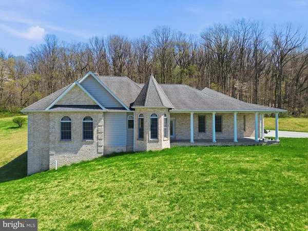 $1,000,000 | 5303 Stambaugh Road, Spring Grove, PA 17362