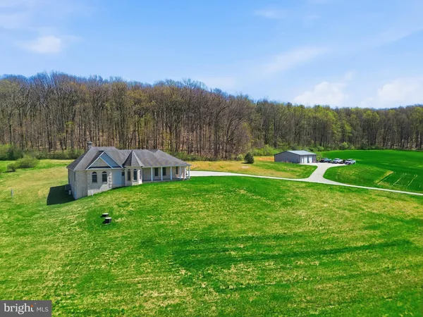 $1,000,000 | 5303 Stambaugh Road, Spring Grove, PA 17362