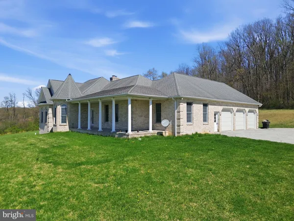 $1,000,000 | 5303 Stambaugh Road, Spring Grove, PA 17362