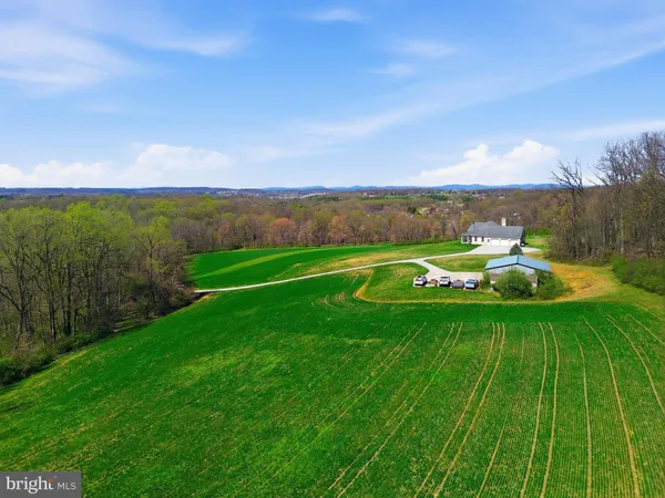 $1,000,000 | 5303 Stambaugh Road, Spring Grove, PA 17362