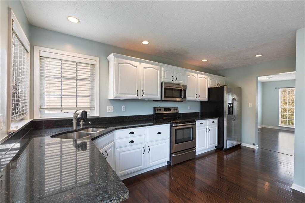 81306 Lost Valley Drive Mars, PA 16046 - Photo 3 of 17