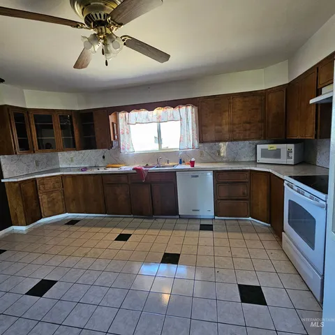 $399,000 | 1034 Greencreek Road, Greencreek, ID 83533