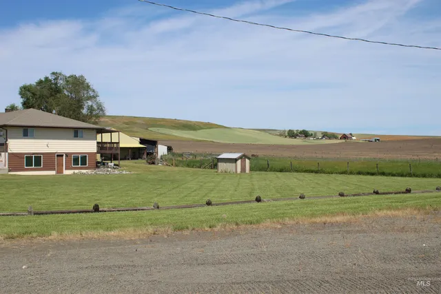 $399,000 | 1034 Greencreek Road, Greencreek, ID 83533