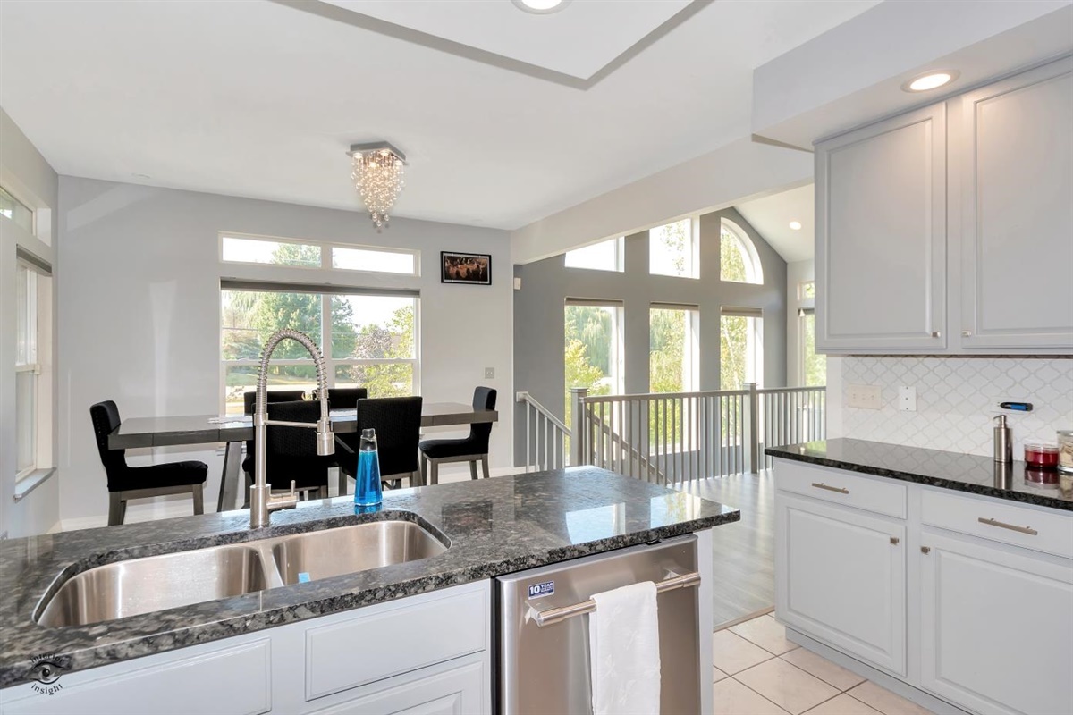 16503 SpringView Drive Lockport, IL 60441 - Photo 11 of 25 Gallery Image 11