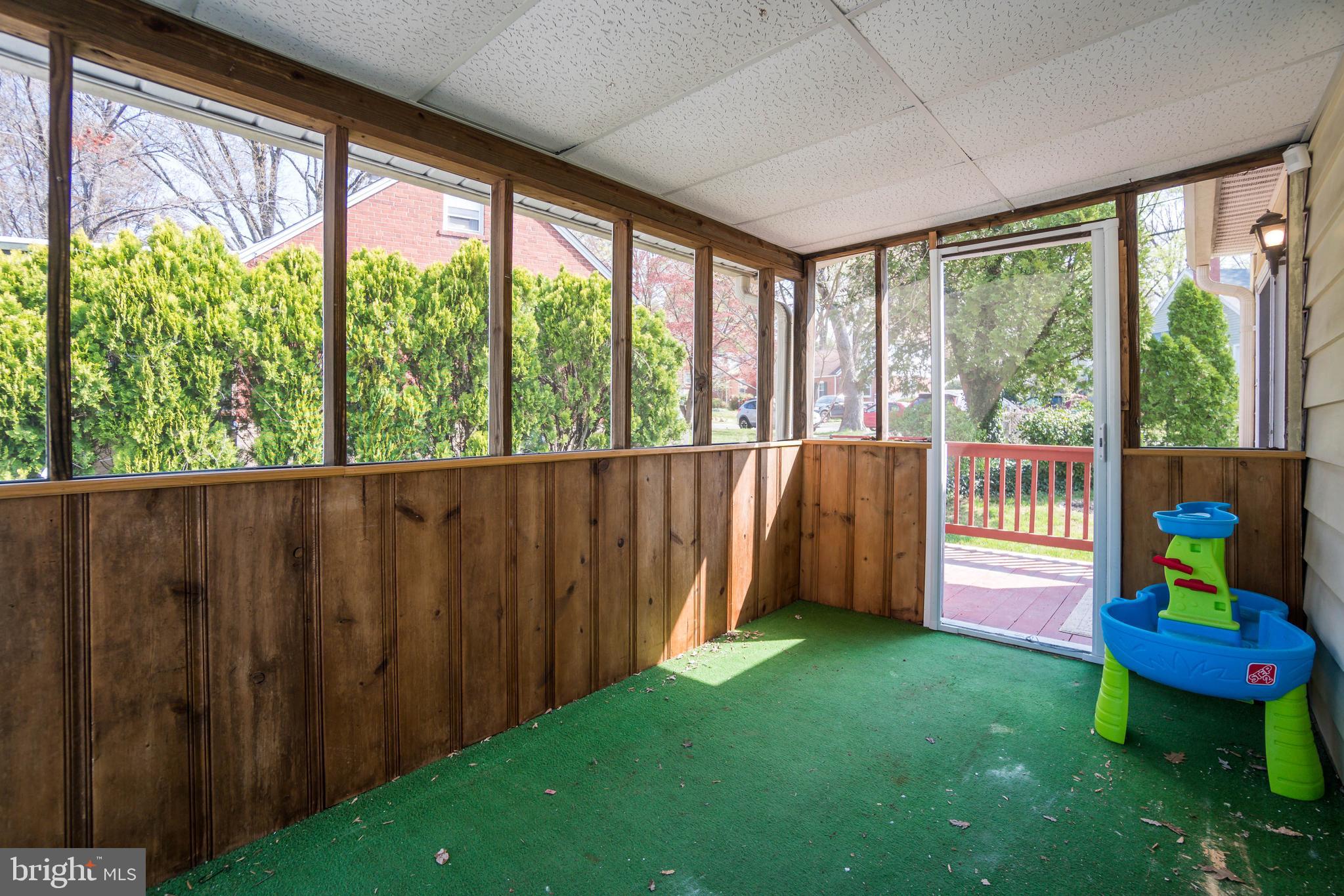 3201 Plyers Mill Road Kensington, MD 20895 - Photo 29 of 40 Screened in porch