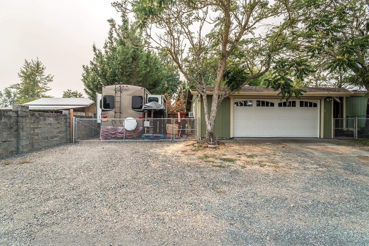 2656 Leonard Road Grants Pass, OR 97527 - Photo 3 of 32 Additional Photo