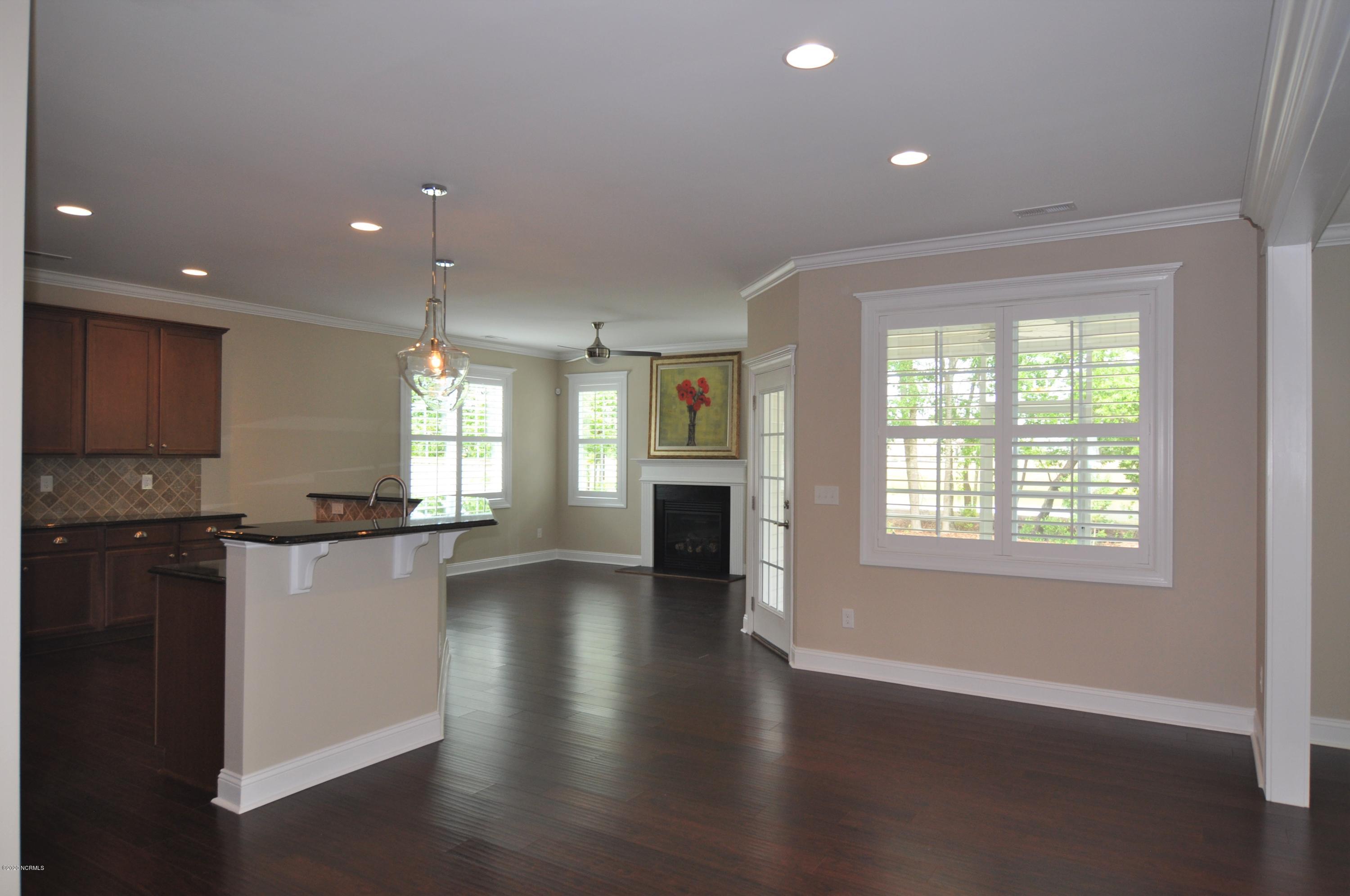 6025 Tarin Road Wilmington, NC 28409 - Photo 13 of 32 Breakfast Area