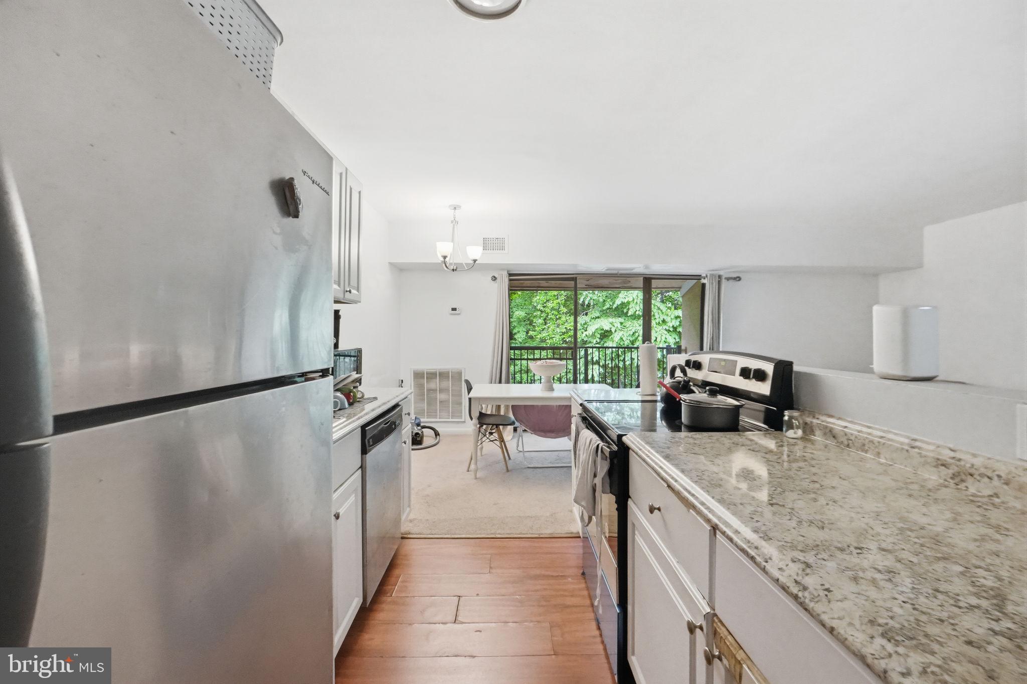 2231 Castle Rock Square, Unit 22C Reston, VA 20191 - Photo 5 of 18