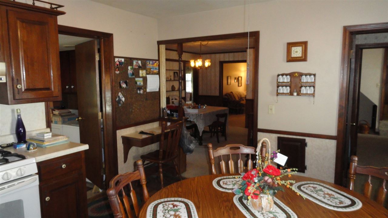 604 Madison Street Decatur, IN 46733 - Photo 8 of 20