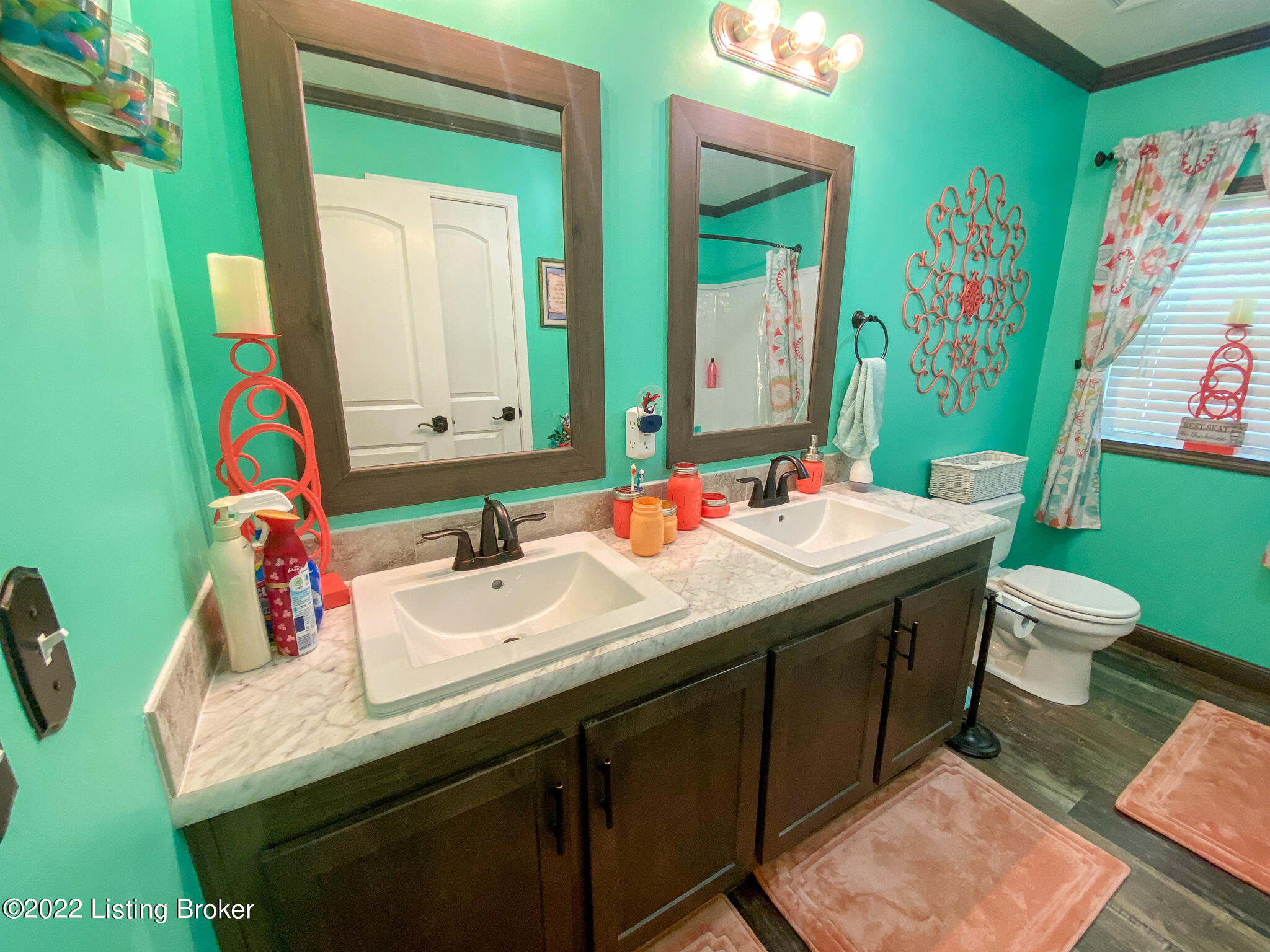 935 Frontage Road Leitchfield, KY 42754 - Photo 42 of 96 2nd bath with double vanity