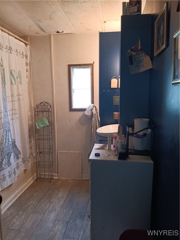 97 Bush Garden Street Alden, NY 14004 - Photo 19 of 29 Bathroom