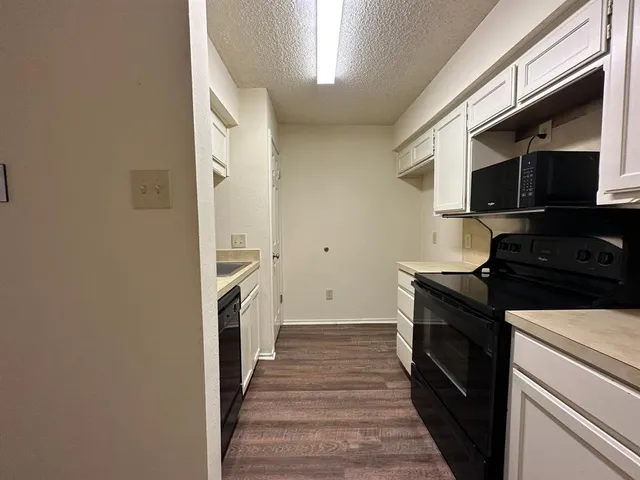 $1,150 | 3210 South Fielder Road, Arlington, TX 76015