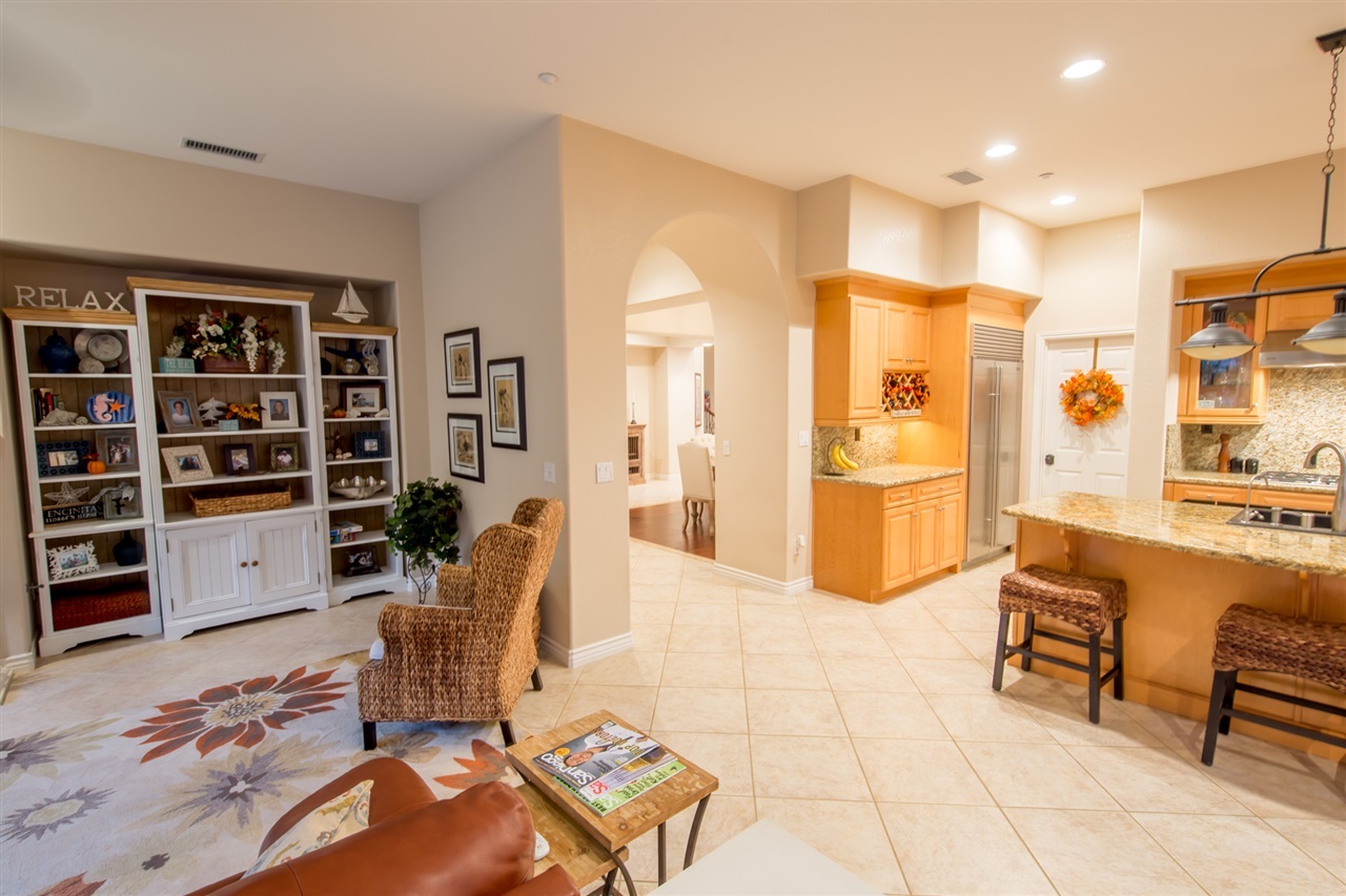 1735 Dylan Way Encinitas, CA 92024 - Photo 9 of 25