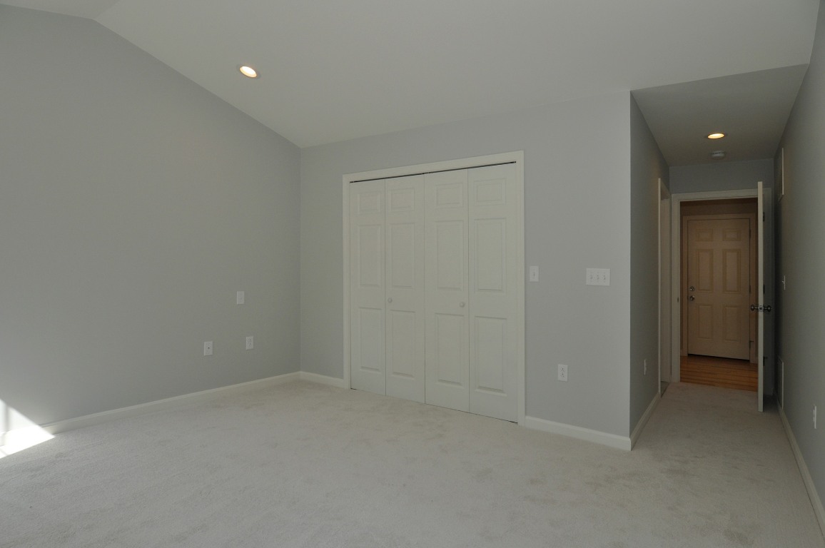 3230 West Shore Road Warwick, RI 02886 - Photo 12 of 29