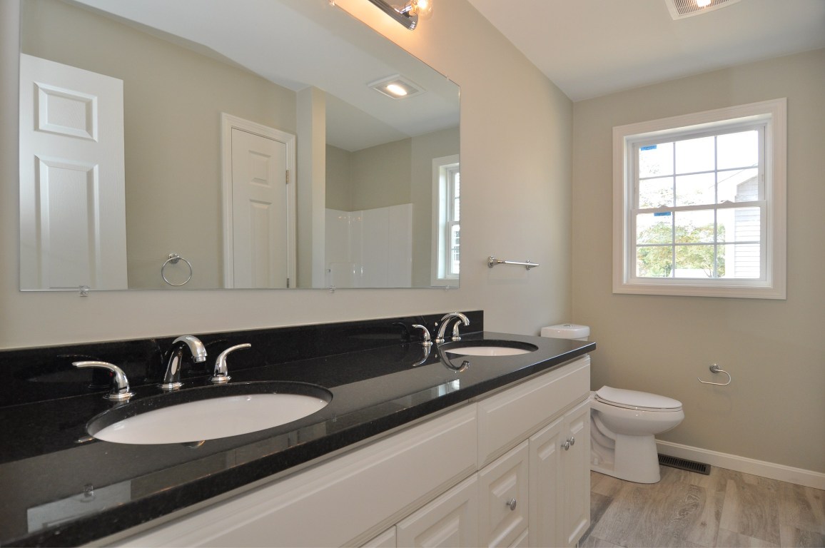 3230 West Shore Road Warwick, RI 02886 - Photo 16 of 29