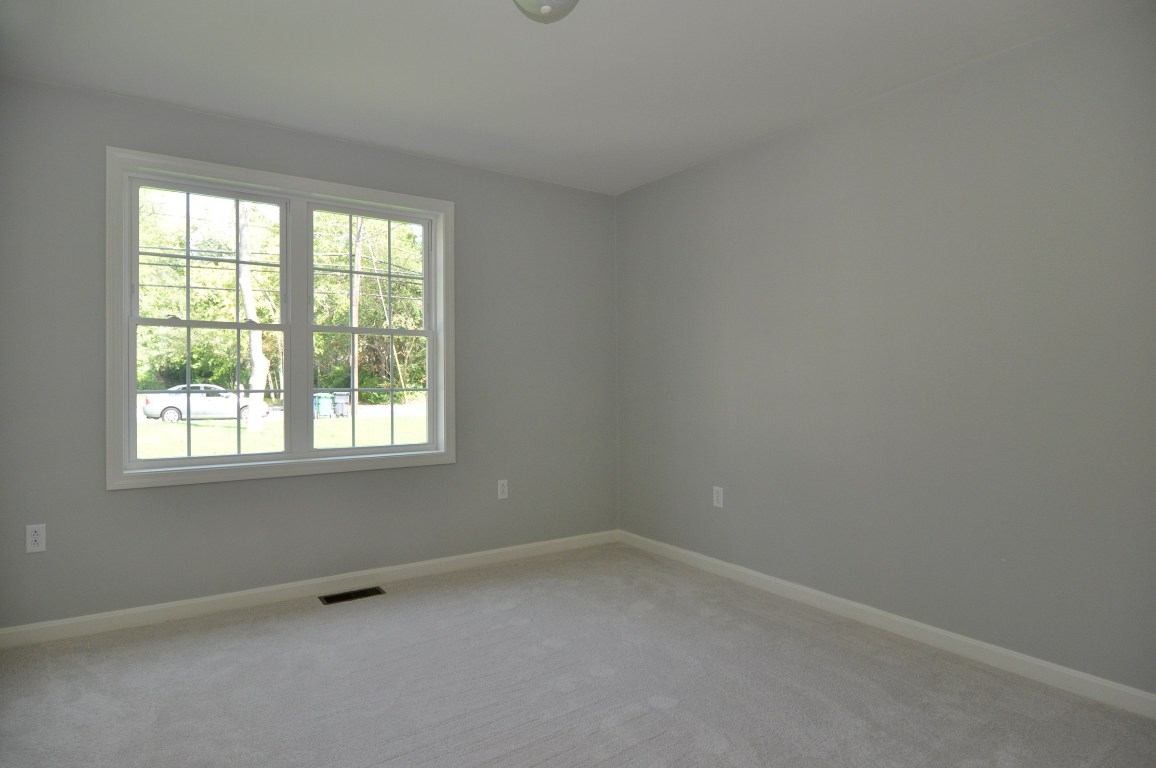 3230 West Shore Road Warwick, RI 02886 - Photo 21 of 29
