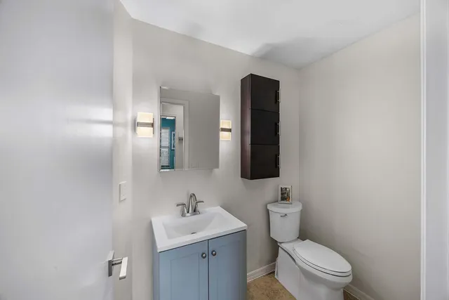 $949,000 | 2529 Kings Lake Boulevard, Naples, FL 34112