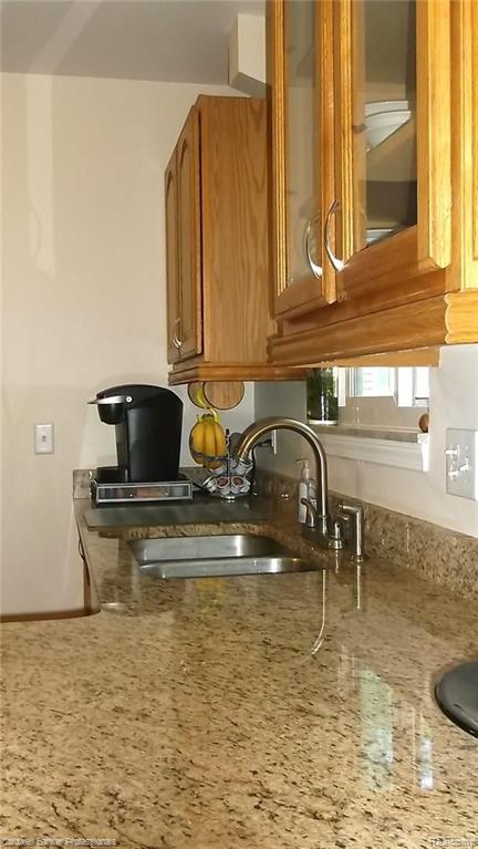 3221 Eastern Avenue Rochester Hills, MI 48307 - Photo 5 of 29