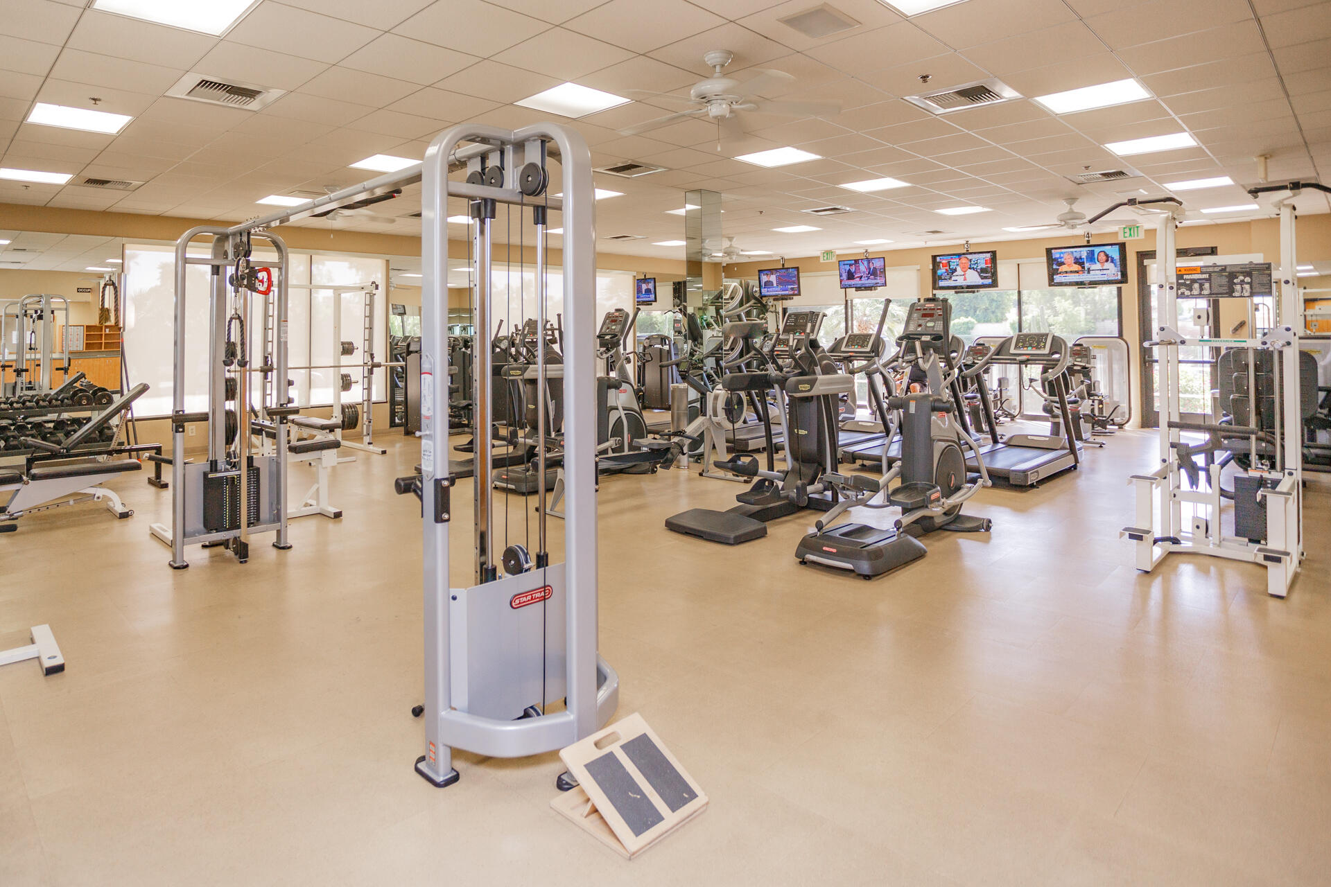 49 Columbia Drive Rancho Mirage, CA 92270 - Photo 46 of 52 a view of a room with gym equipment