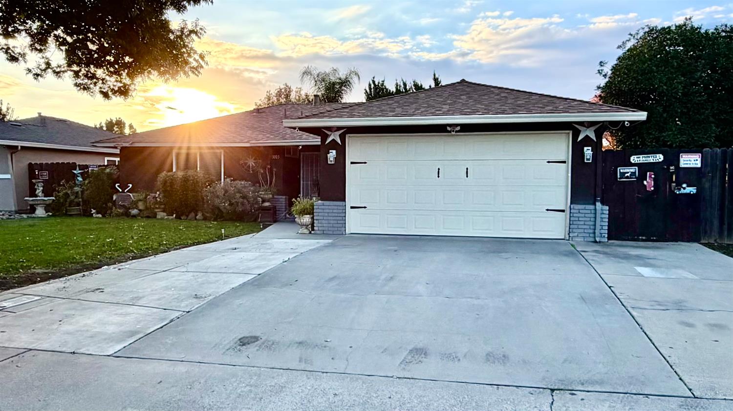 3105 Keller Street Modesto, CA 95355 - Photo 2 of 25 a view of a barn with a yard