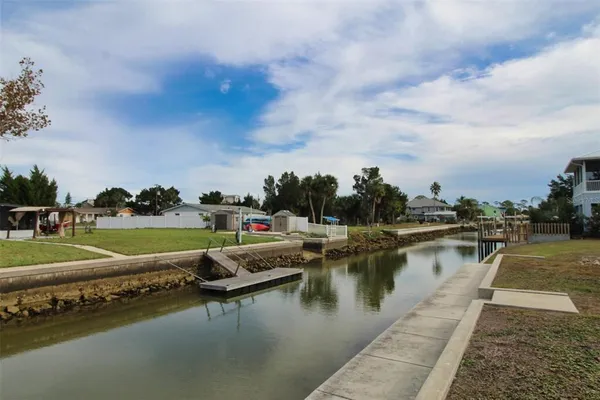 $189,990 | 4977 Cedarbrook Lane, Hernando Beach, FL 34607