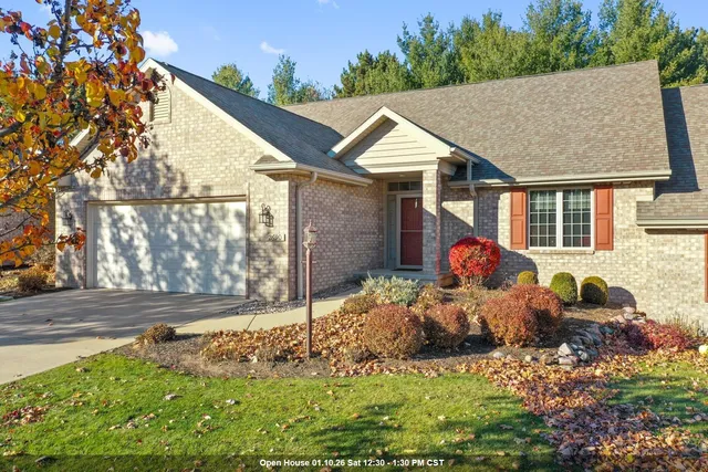 $439,900 | 2690 Woodfield Court, Green Bay, WI 54313
