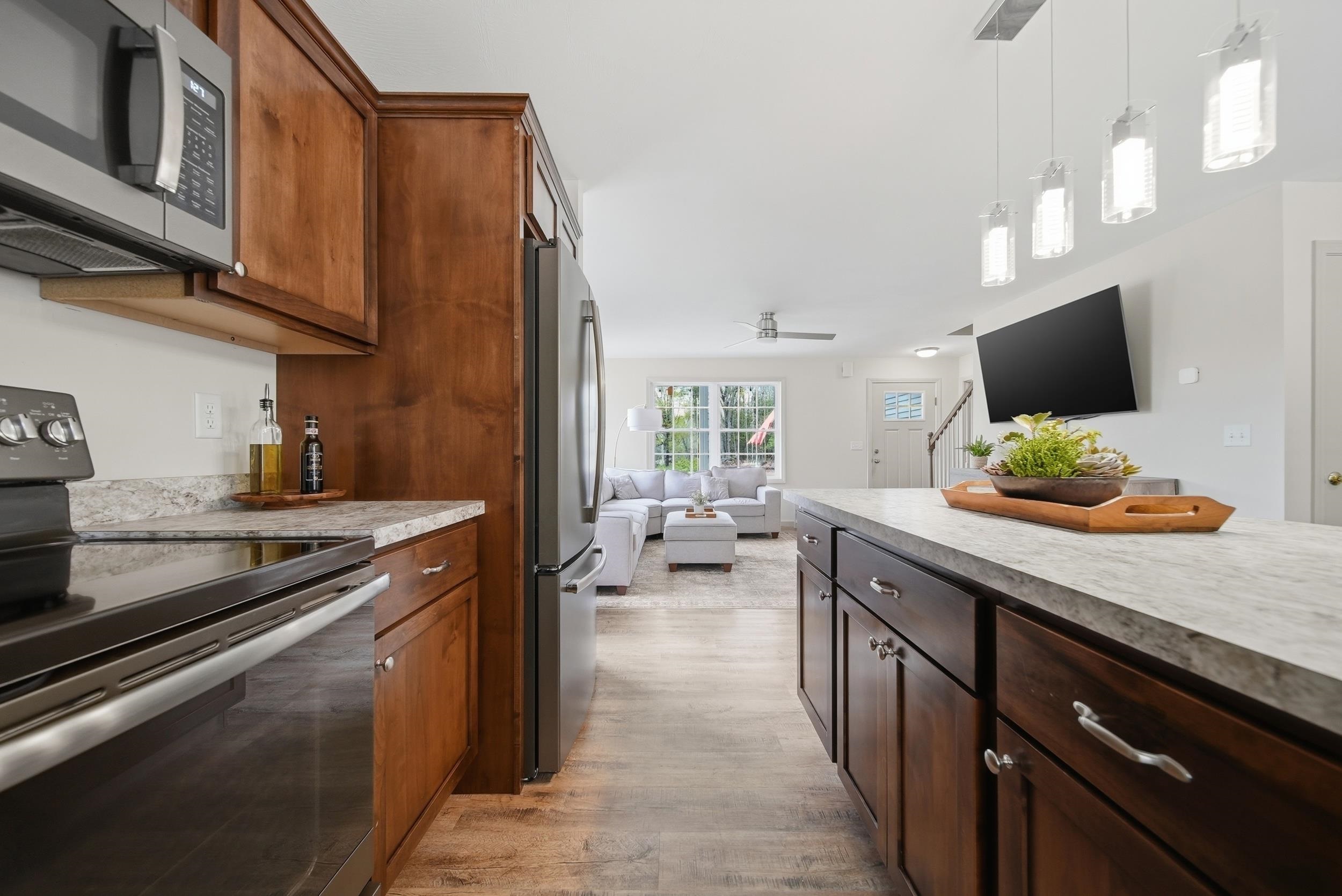10 Colburn Road New Boston, NH 03070 - Photo 8 of 40