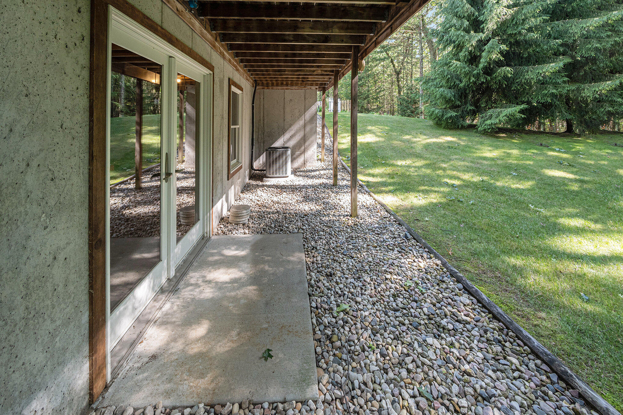 5723 Longbridge Road Pentwater, MI 49449 - Photo 32 of 40 030_dsc_7215