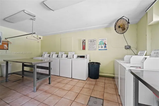 $2,499 | 7865 Southwest 57th Avenue, Unit 48D, South Miami, FL 33143