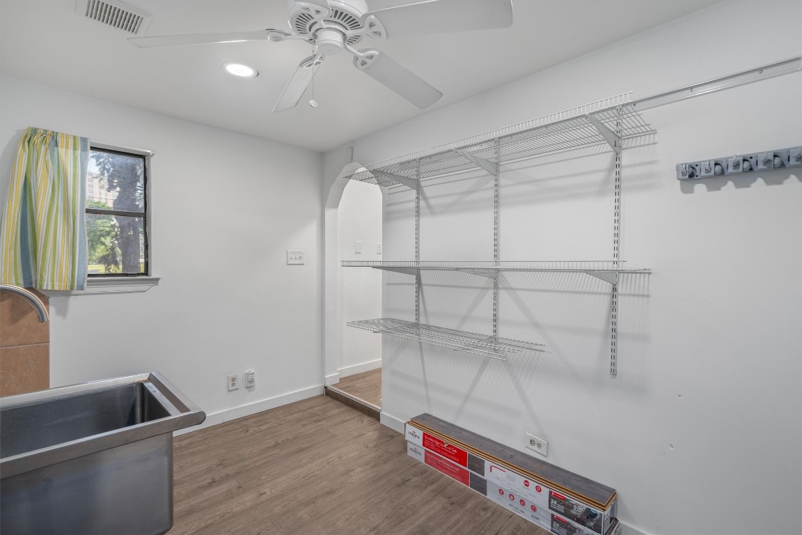 1306 Haskell Street Austin, TX 78702 - Photo 16 of 40