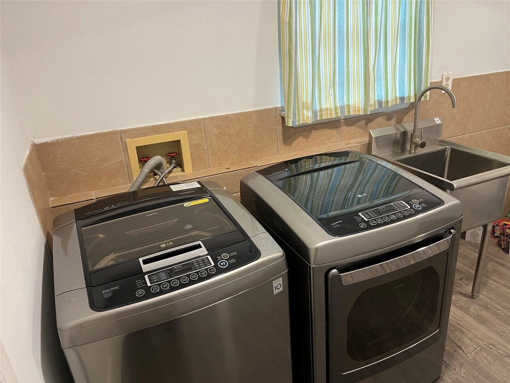 1306 Haskell Street Austin, TX 78702 - Photo 17 of 40