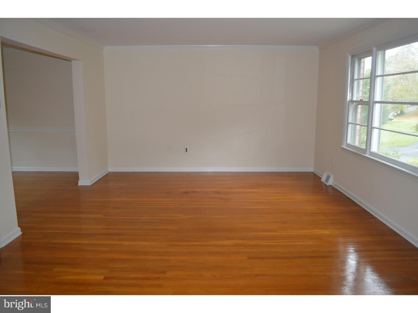 8802 Wainwright Road Wyndmoor, PA 19038 - Photo 2 of 15 Gallery Image 2