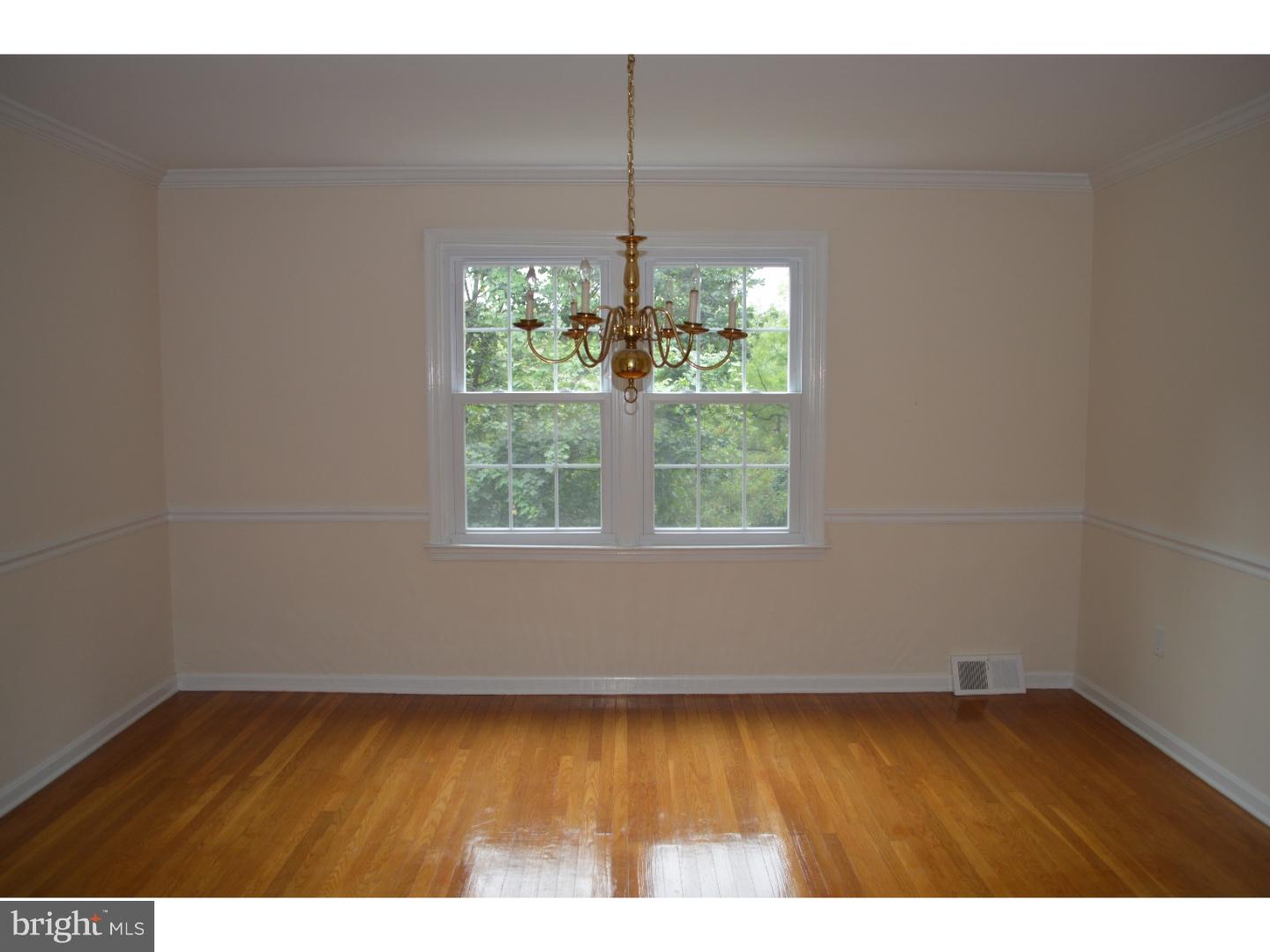 8802 Wainwright Road Wyndmoor, PA 19038 - Photo 4 of 15 Gallery Image 4