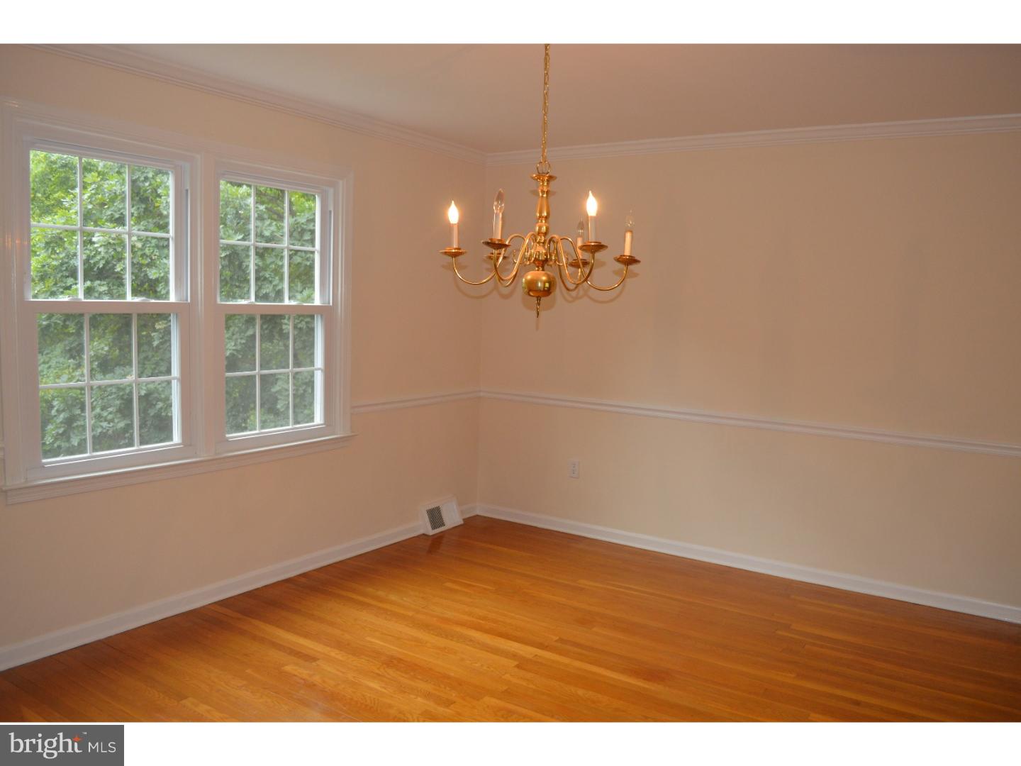 8802 Wainwright Road Wyndmoor, PA 19038 - Photo 5 of 15 Gallery Image 5