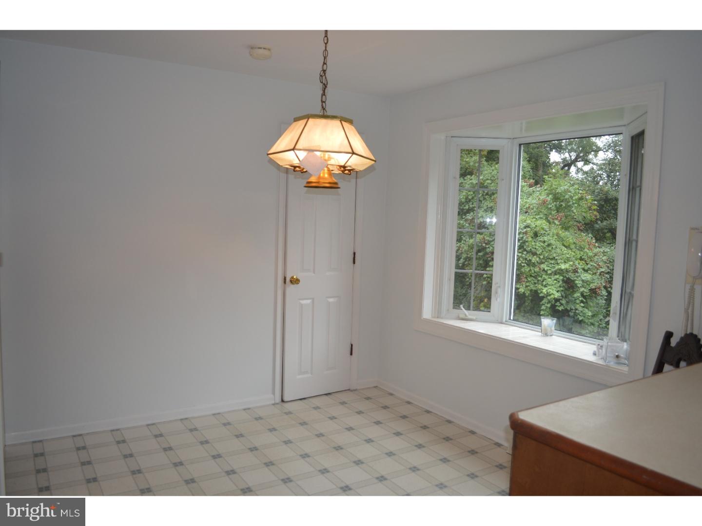 8802 Wainwright Road Wyndmoor, PA 19038 - Photo 8 of 15 Gallery Image 8