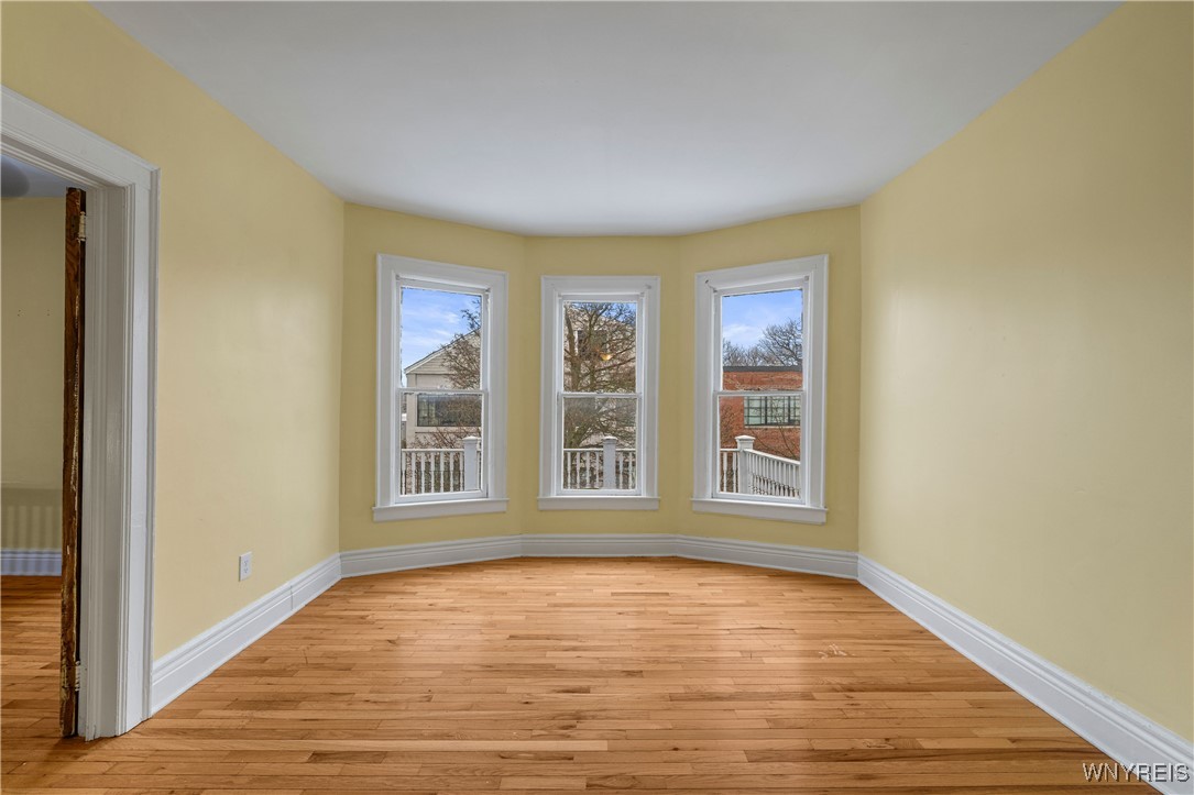 169 Florida Street Buffalo, NY 14208 - Photo 5 of 25